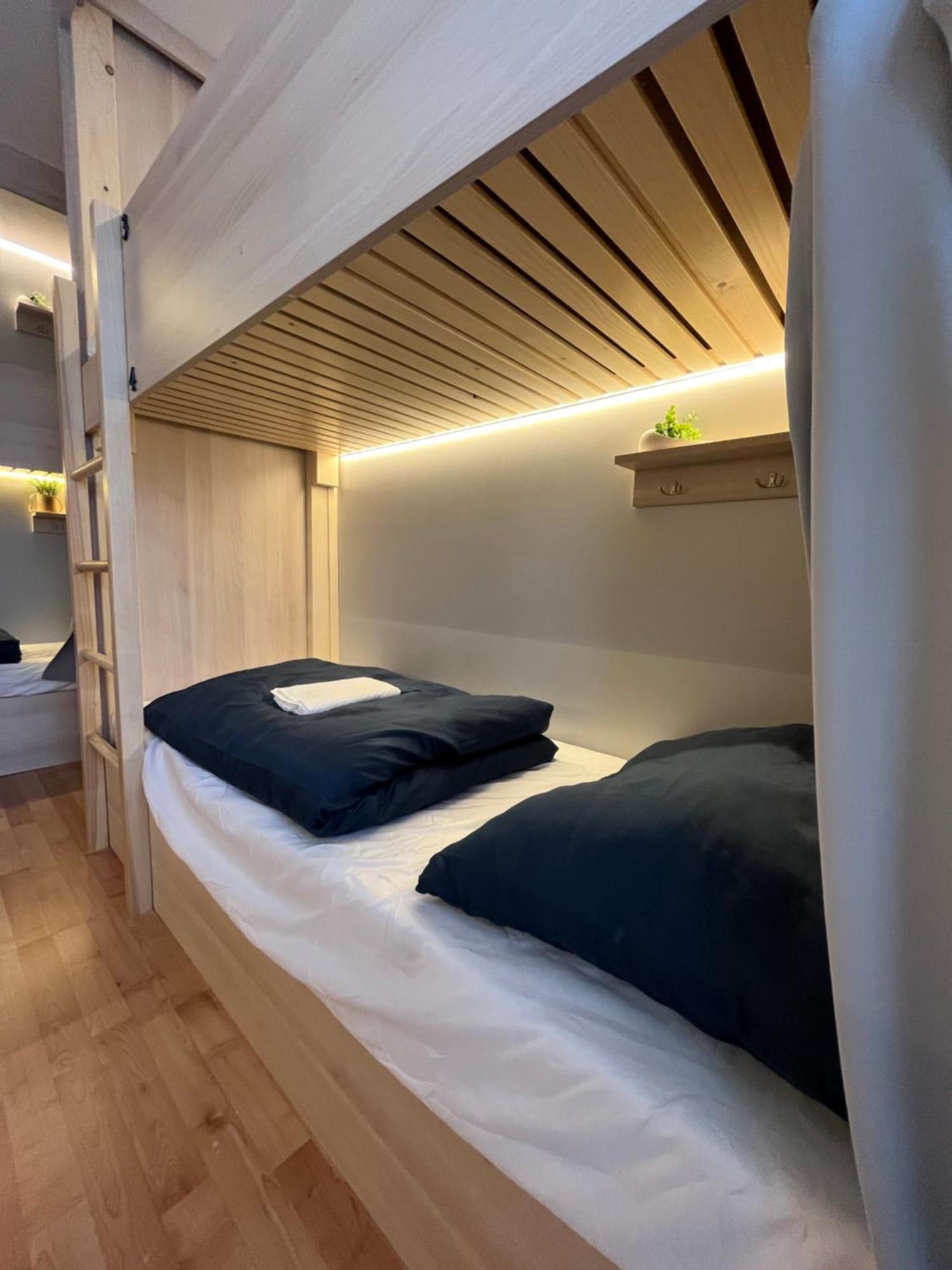 Turčianske Teplice Bad Stuben Hostel מראה חיצוני תמונה